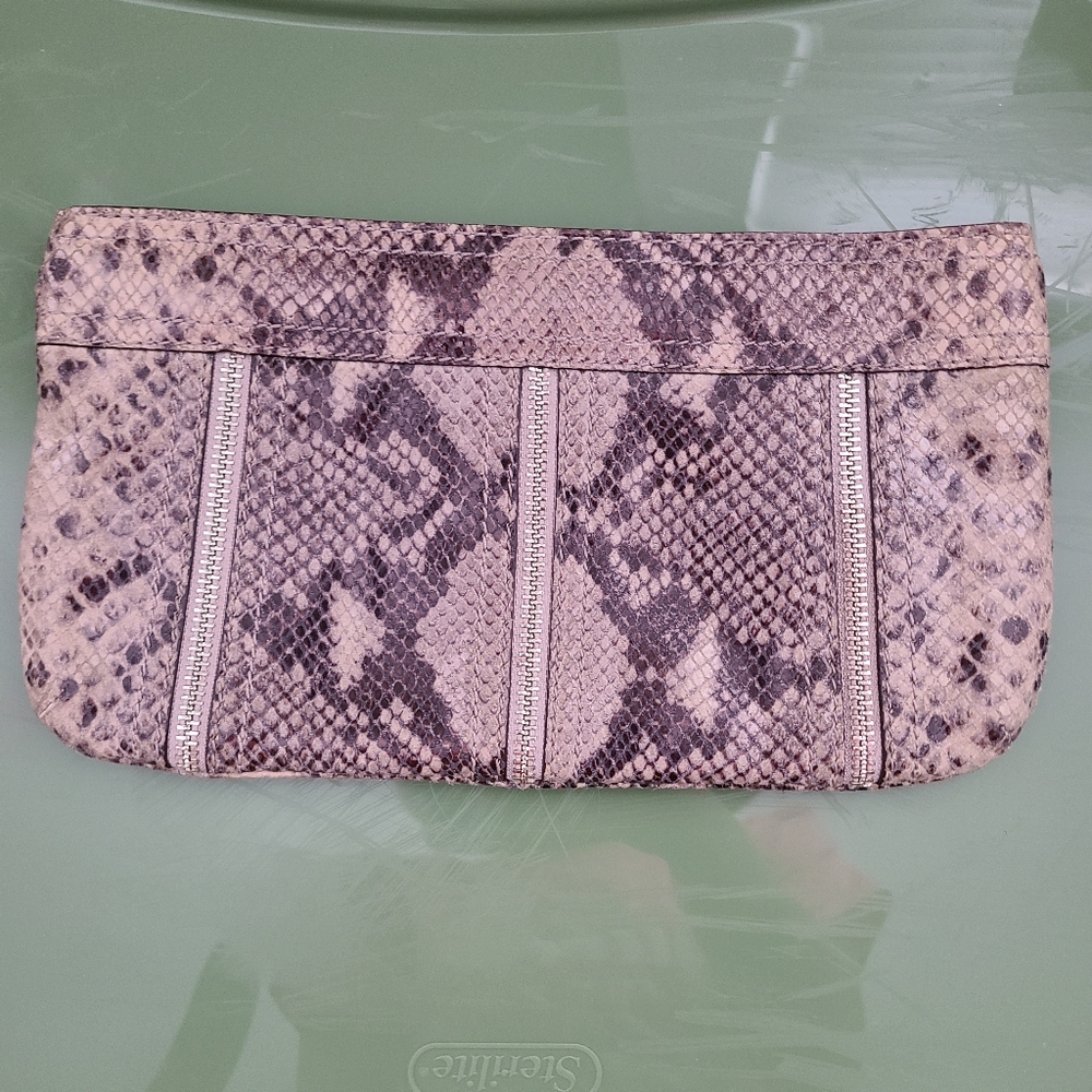 Mk pouch - Picture 2 of 3